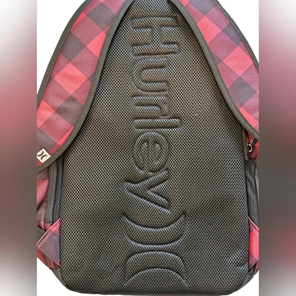Hurley Red and Black Checkered Men's Skateboared Backpack, 15